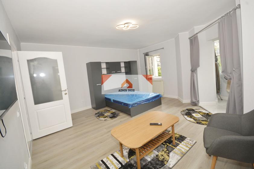 Studio , 40 mp, Et 3/10Piata Alba Iulia, , prima inchiriere, ANAF