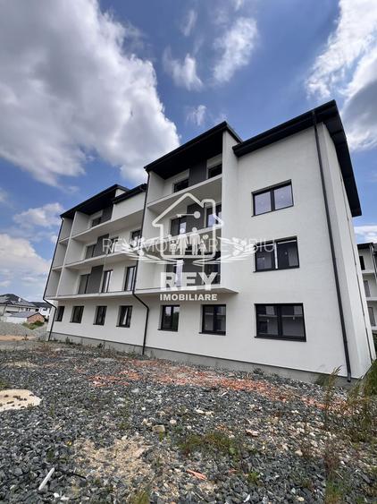 Apartament 2 camere decomandat, etaj 1 cu balcon si parcare | Șelimbăr - 2