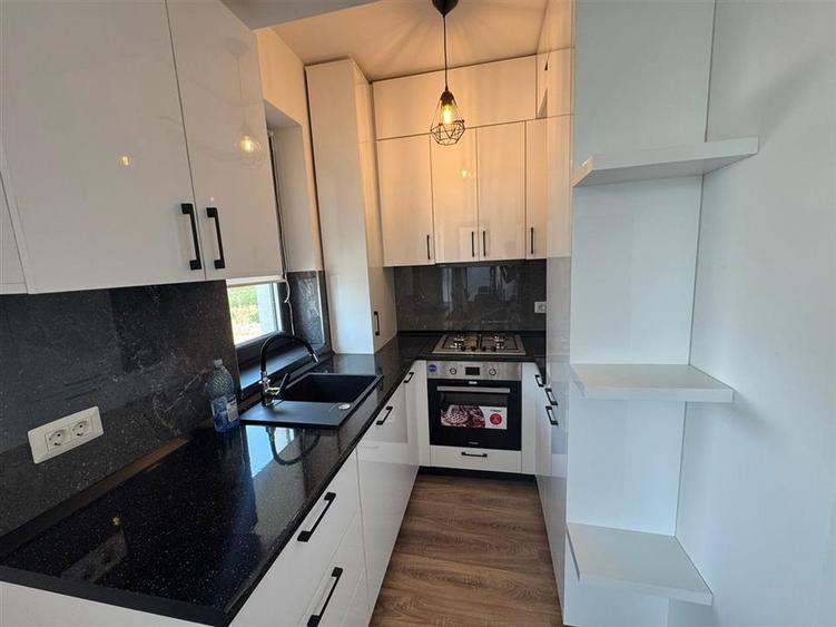 Apartament de inchiriat cu vedere spre LAC