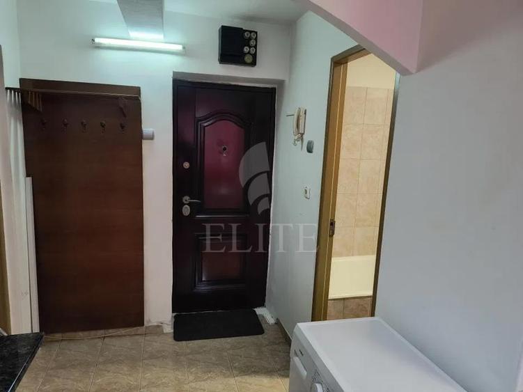 Apartament o camera în zona BILLA