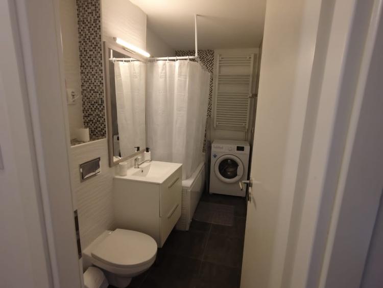 Apartment de închiriat 2 camere 2200 lei exclus agenții