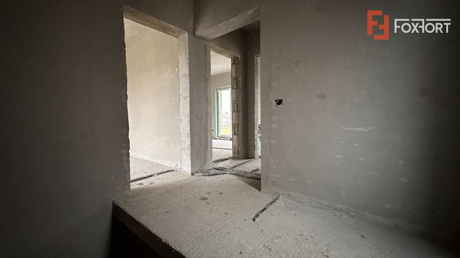 Duplex 3 camere, 96 mp, in Mosnita Noua