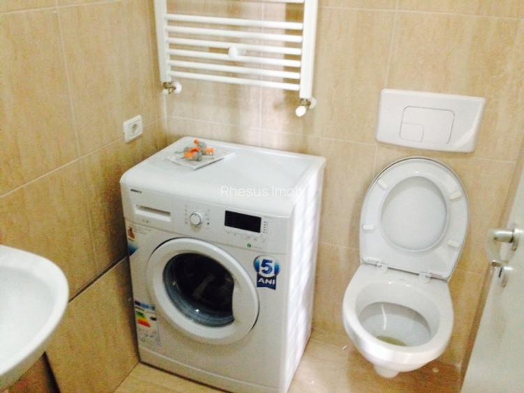 Garsoniera, bloc nou, centrala proprie, parcare - 9