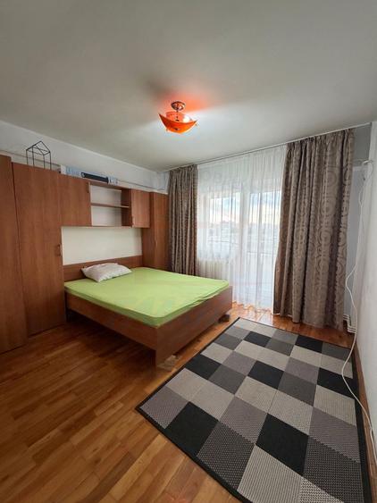 APARTAMENT 4 CAMERE | Piața Centrală | 700 €/lună