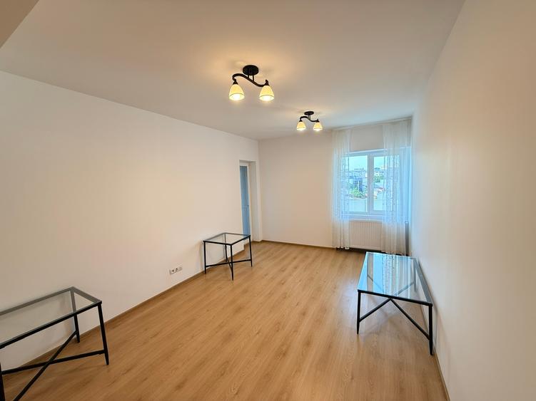 Unirii - 13 Septembrie/ Casa Poporului/ Hotelul Marriott / Bloc 2022-NEMOBILAT