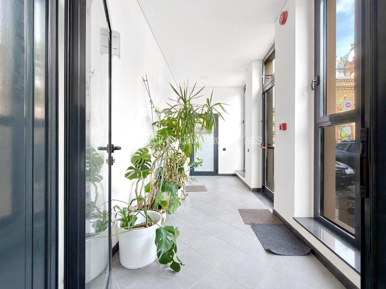 Spatiu Comercial | Open Space | 2 Locuri de Parcare | Comision 0 - 11