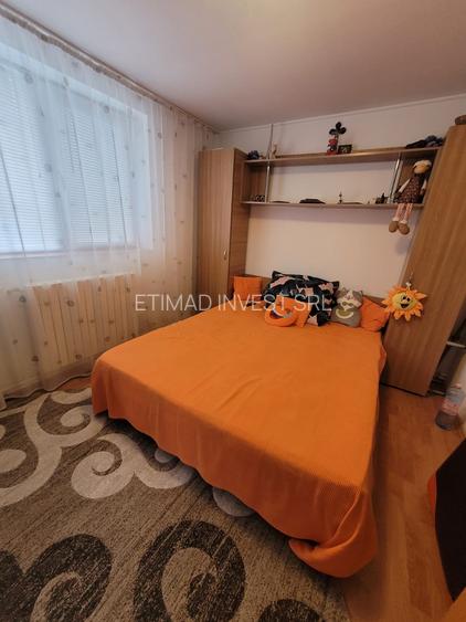 Valu lui Traian -casa 3 camere cu teren 300 mp -gaze la poarta  72500 euro - 8