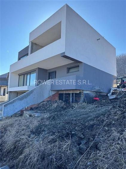 Casa Individuala Subsol+Parter+Etaj  situata in Chinteni! - 8