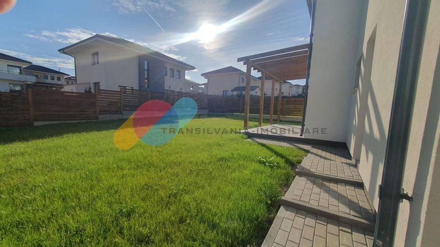 Casa individuala, 4 camere, 139 mp-Dezmir