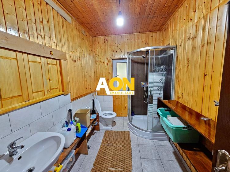 Casa multifunctionala, 6 camere , 700 mp teren, cu utilitati, Ciugud