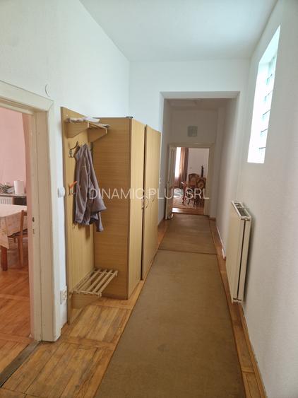 Casa vânzare zona str Lupeni - 24