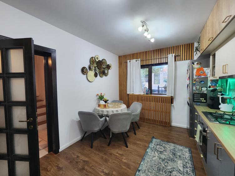 CASA DE VANZARE, 4 CAMERE, 2 BAI, 115 MP UTILI , NICOLINA-STRADA VECHE