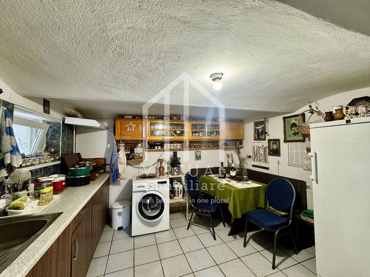 Apartament la casa cu 3 camere, 72mp utili + pivnita si magazie (30mp)