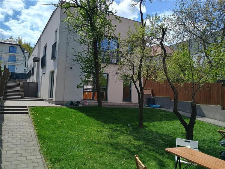 Spatiu birouri 500 mp | Cladire individuala | Teren 600 mp | Parcare | Construct