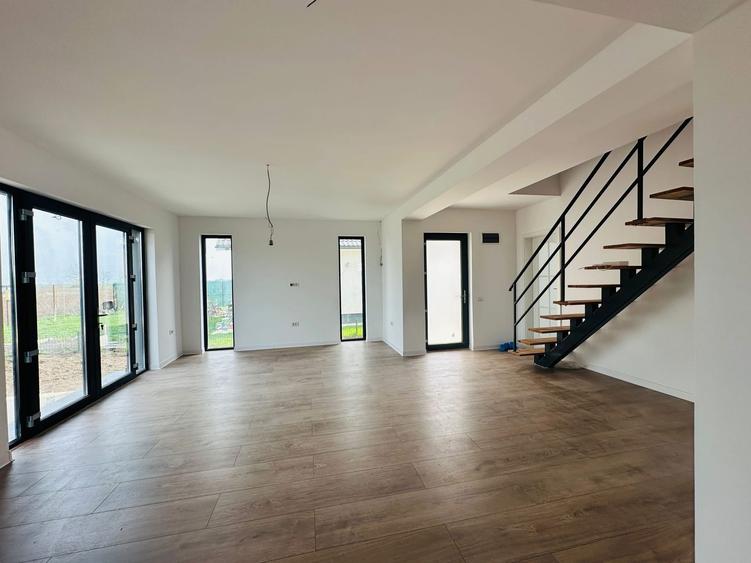 Casă nouă | 4 camere, de vânzare individuală | Berceni | 406 | Asfalt | La cheie