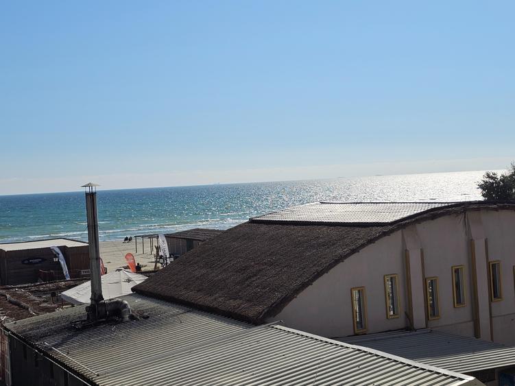 Vând apartament cu două camere vedere la mare