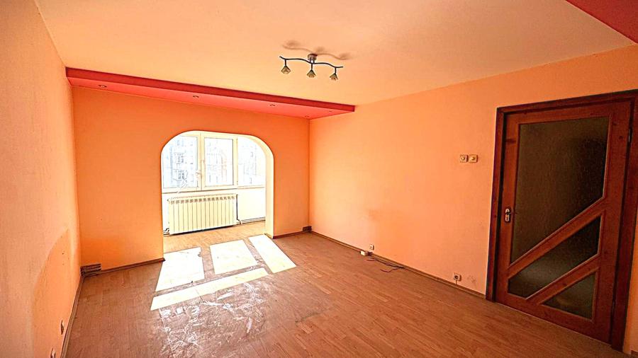 Apartament 3 camere Piata-Sud Bacău