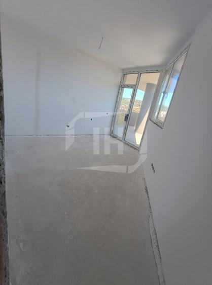 Apartament 4 camere, intermediar, parcare, zona Leroy Merlin, Intre Lacuri