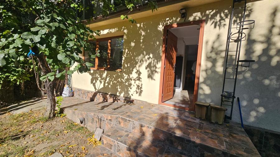 2 camere la parter, cu extindere și acces cu rampă | 80 mp total | Zona Ireg