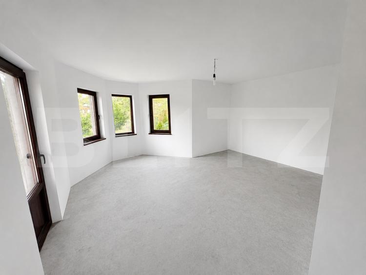 Casa de vanzare semifinisata zona linistita, Reghin