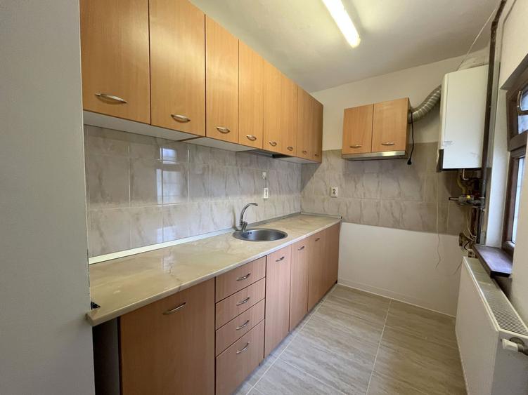 Apartament 1 camere,  zona Aradului Est