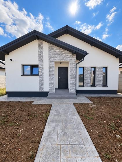 Comuna Berceni - Casa 3 Camere | 2 Bai | 450mp Teren