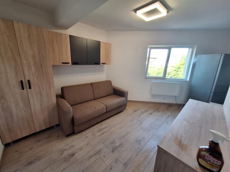 200 euro.!!!Garsoniera Et 1 Zona Ronat