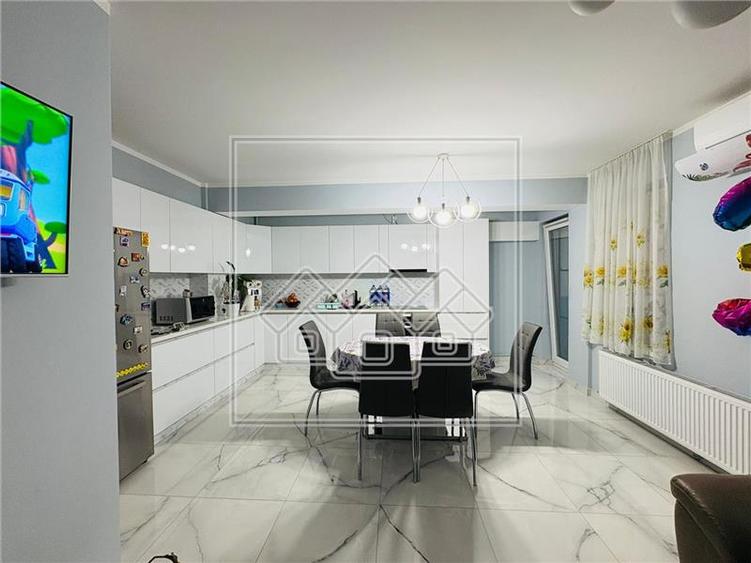 Ap cu 3 camere mobilat si utilat, 80 mp utili - Turnisor
