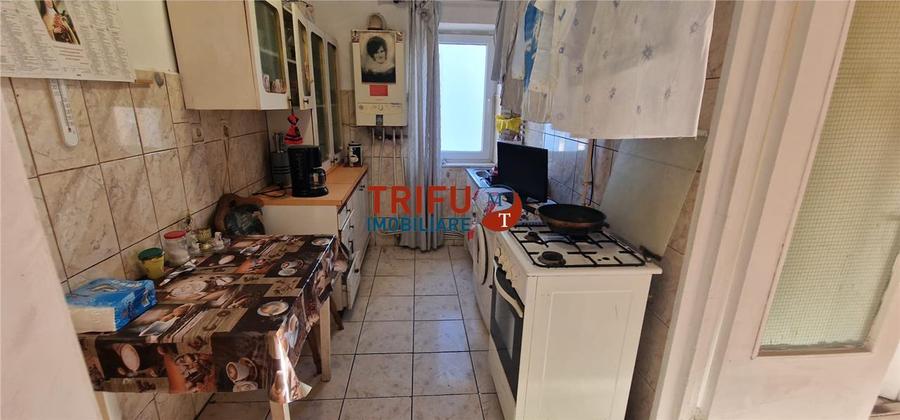 Apartament 2 camere etaj 7 zona Cetate