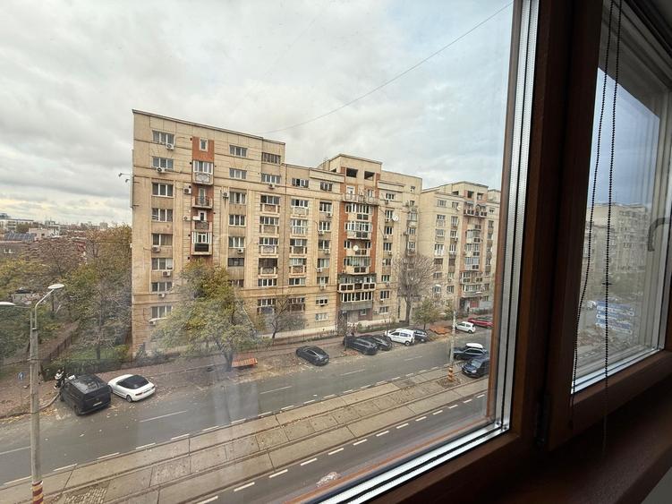 3 CAMERE DECOMANDAT | CALEA CĂLĂRAȘILOR | METROU 5 MINUTE