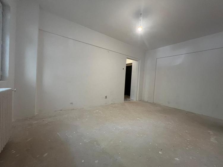 Apartament de vanzare pe Calea Victoriei