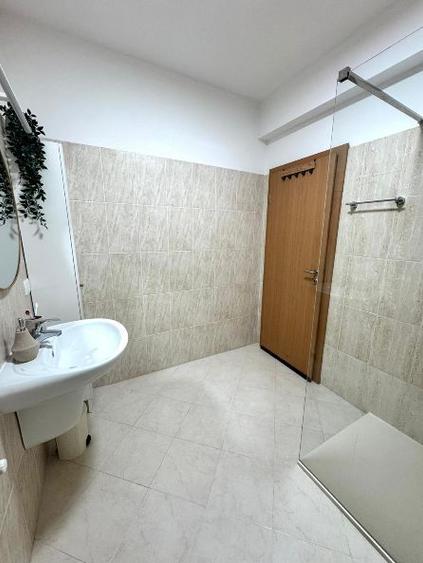 APARTAMENT 3 CAMERE ZONA  ARADULUI