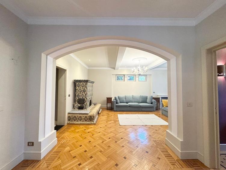 Apartament elegant in vila, Domenii - Casin