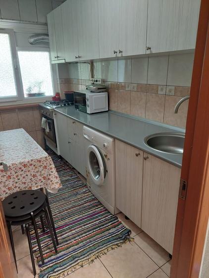 Apartament cu trei camere, Piata Resita, 77.500€