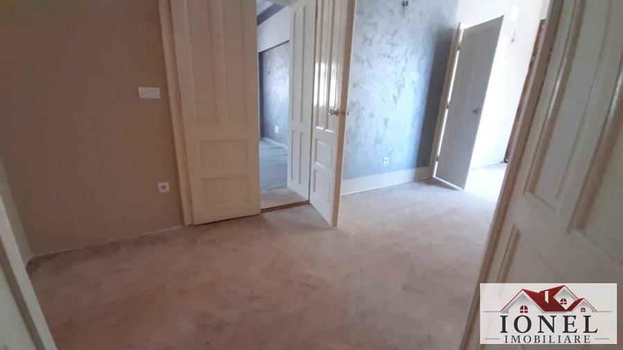 Casa de vanzare in Alba Iulia, zona Centru