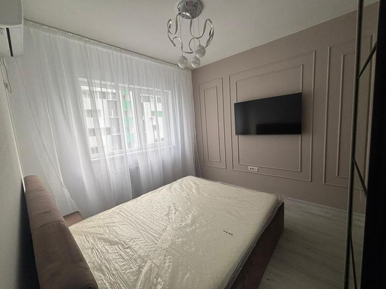 Garsoniera de inchiriat –Dotari: - TV + loc de parcare