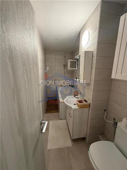 Splaiul Unirii, Horoscop, 6 8, 70mp, renovat, pret 500 EUR - 6