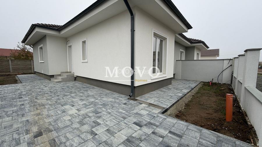 Duplex pe Parter | 4 camere | Zona centrala Mosnita Noua |