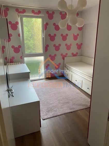 Apartament de vanzare cu 3 camere, zona Titan - Piata Minis - 3