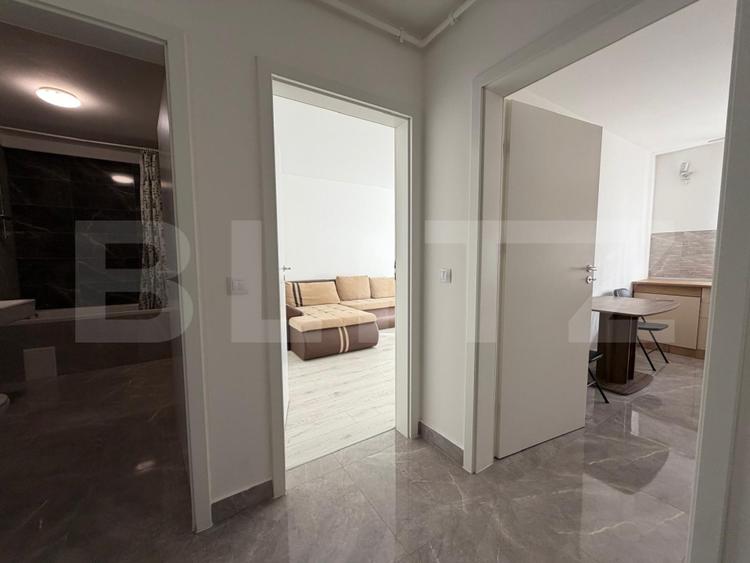 Apartament 2 camere, 60 mp, parcare, zona Tractorul
