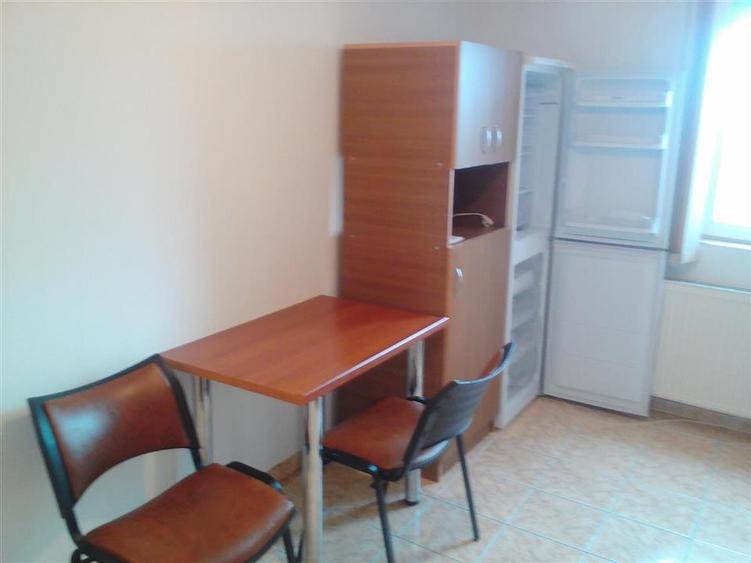 Apartament 2 Camere cu Centrala Complex Studentesc Olimpia