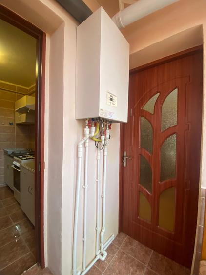 Apartament 2 cam decomandat, centrală termică, mobilat și utilat