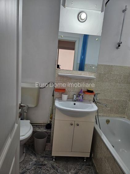 Parcul Trandafirilor, garsoniera in bloc de apartamente, loc parcare - 12