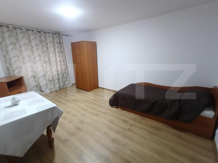 Închiriere apartament 3 camere, 2 băi, balcon închis – zona Kaufland