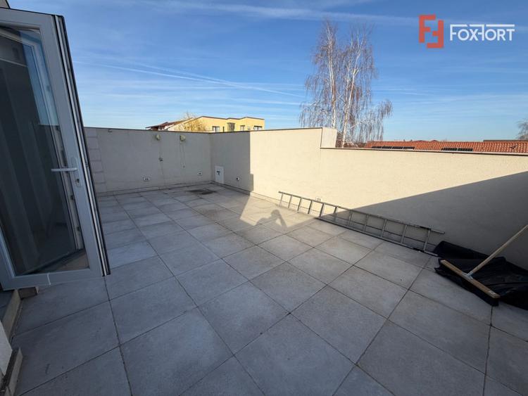 Apartament cu 4 camere dispus pe 3 niveluri - zona Giroc