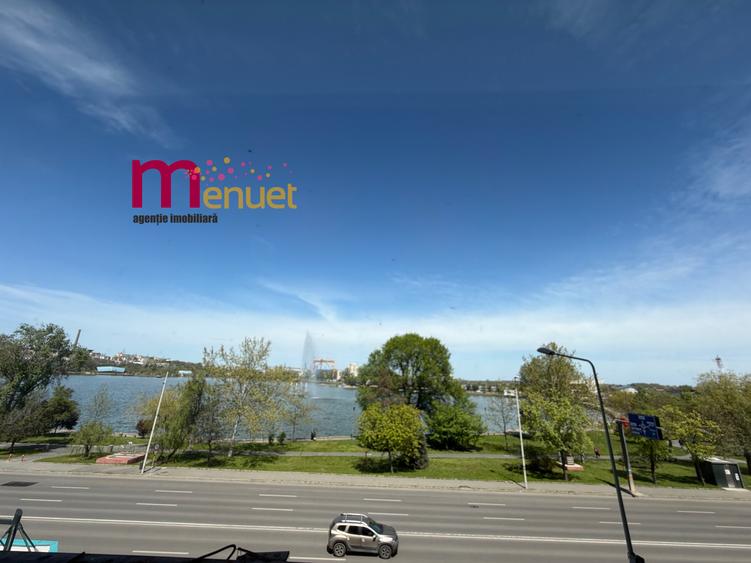 Apartament 2 camere,Central,etaj 2