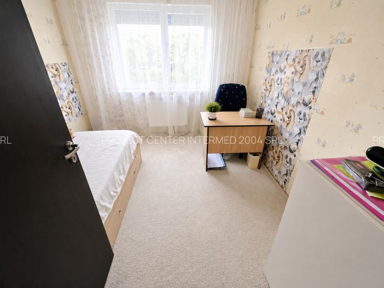 Apartament 3 camere Exercitiu, decomandat, etaj 2, centrala - 2