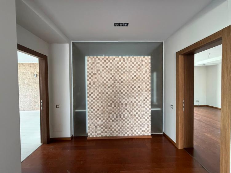 4 BEDROOM VILA WITH POOL EROU IANCU NICOLAE | VILA 5 CAMERE EROU IANCU NICOLAE