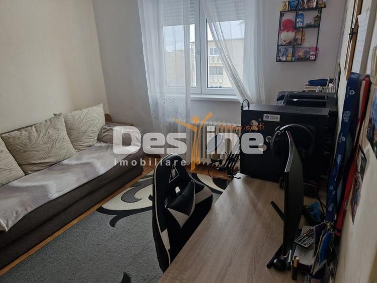 Apartament 2 camere, zona centrală, Cugir