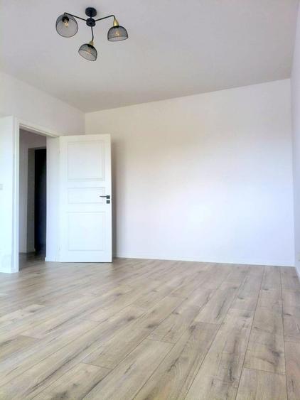 De vanzare apartament cu 2 camere, port, parter, 75.000 euro